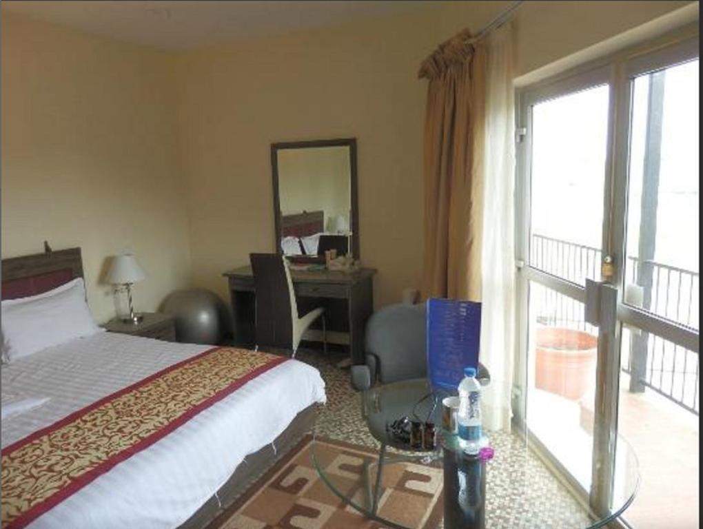 Blue Lodge Hotel Lagos Phòng bức ảnh