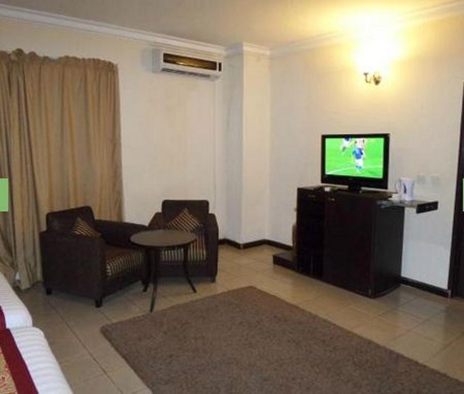 Blue Lodge Hotel Lagos Phòng bức ảnh