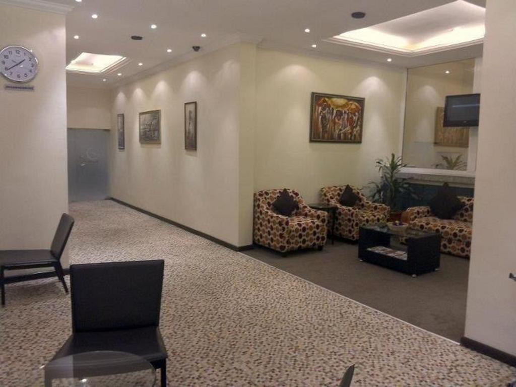 Blue Lodge Hotel Lagos Ngoại thất bức ảnh